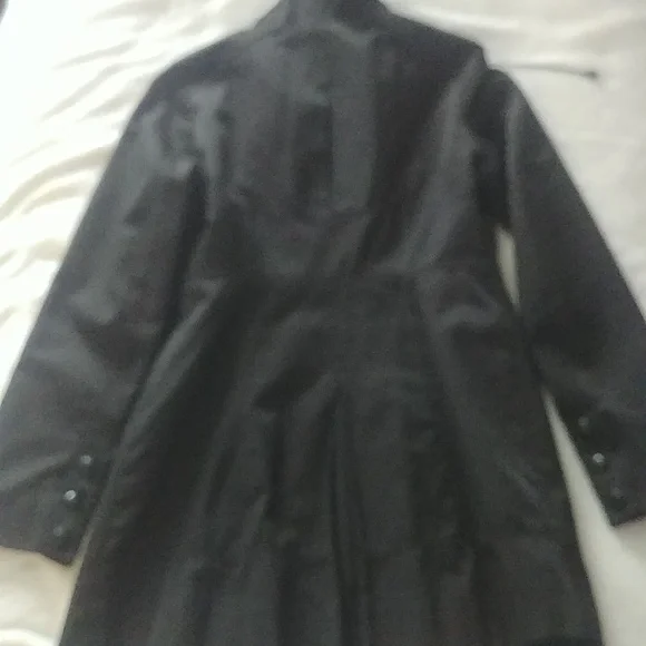 Guess Spring Raincoat - Picture 3 of 7